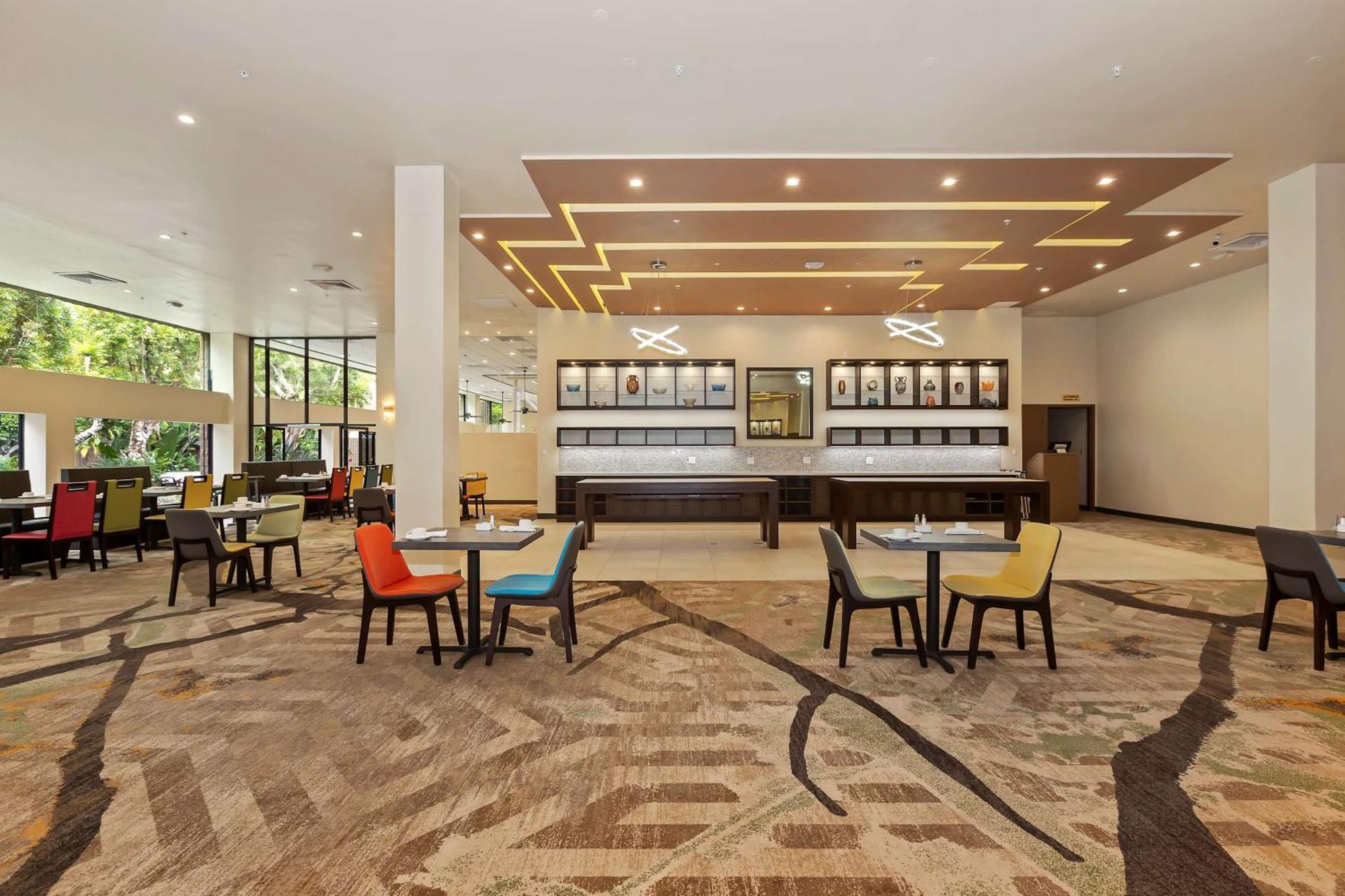 מלון Doubletree By Hilton וויטייר מראה חיצוני תמונה
